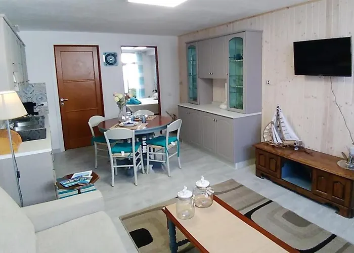 Didi House アパート